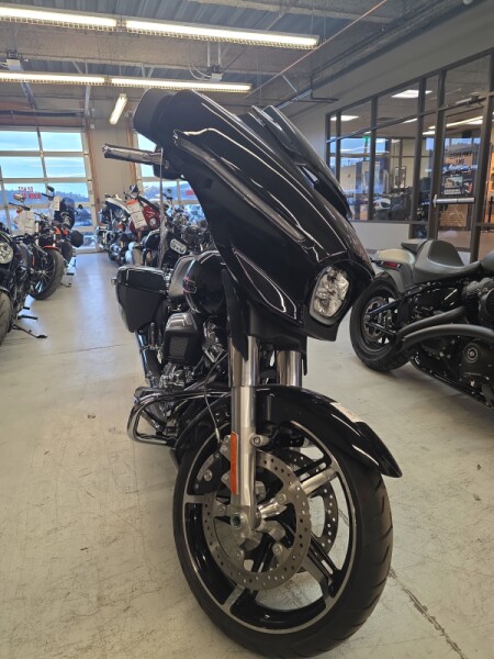 2025 Harley-Davidson® FLHX Street Glide™