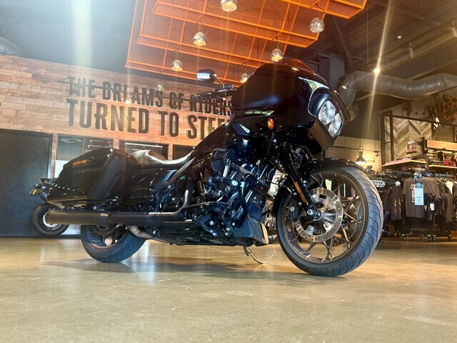 MY22 Harley-Davidson Touring Road Glide Special ST 117 w/ABS Cruise (FLTRXST)