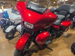 2026 Harley-Davidson® FLHXL Street Glide Limited thumb 1