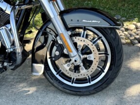 FLHR 2016 Road King®  thumb 1