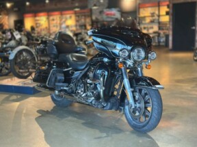 2014 Harley-Davidson Touring Electra Glide Ultra Classic (FLHTC)  thumb 3