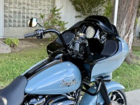 FLTRT 2024 Road Glide 3 thumb 1