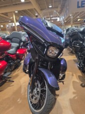 2026 Harley-Davidson® FLHX Street Glide® thumb 3