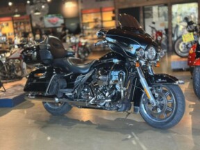 2014 Harley-Davidson Touring Electra Glide Ultra Classic (FLHTC)  thumb 2