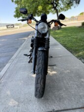 XL 883N 2022 Iron 883™ thumb 2