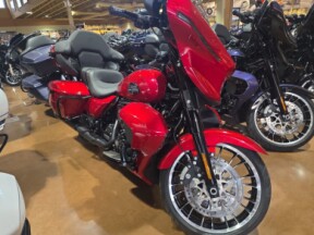 2026 Harley-Davidson® FLHXL Street Glide Limited thumb 2