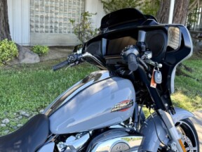 FLHX 2026 Street Glide® thumb 1
