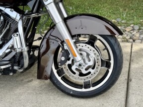 FLHX 2011 Street Glide® thumb 1