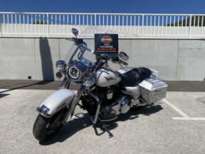2006 Harley-Davidson® Road King® thumb 1