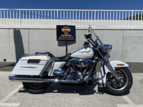2006 Harley-Davidson® Road King® thumb 3