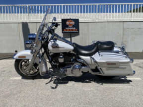 2006 Harley-Davidson® Road King® thumb 2