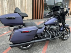 2025 Harley-Davidson® FLHX Street Glide™ thumb 2