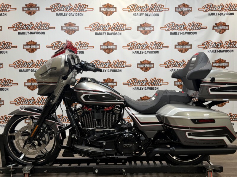 2026 Harley-Davidson® FLHX Street Glide®