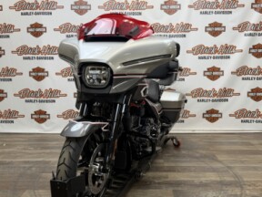 2026 Harley-Davidson® FLHX Street Glide® thumb 0