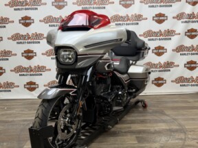2026 Harley-Davidson® FLHX Street Glide® thumb 1