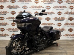 2025 Harley-Davidson® FLTRX Road Glide™ thumb 2