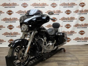 2020 Harley-Davidson® FLHX Street Glide® thumb 1