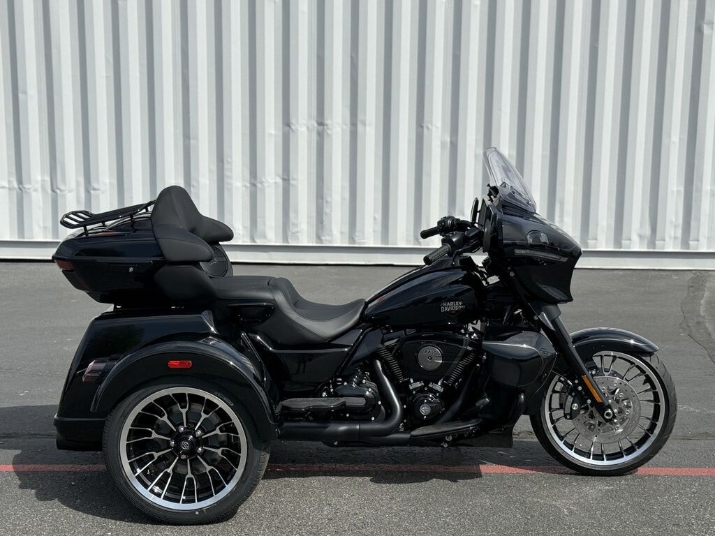 FLHLT 2026 Street Glide 3 Limited