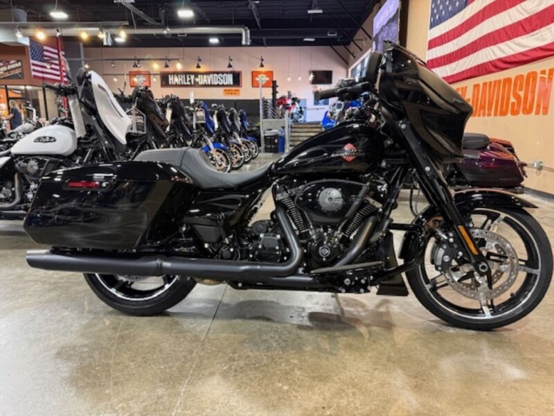 FLHX 2025 Street Glide™