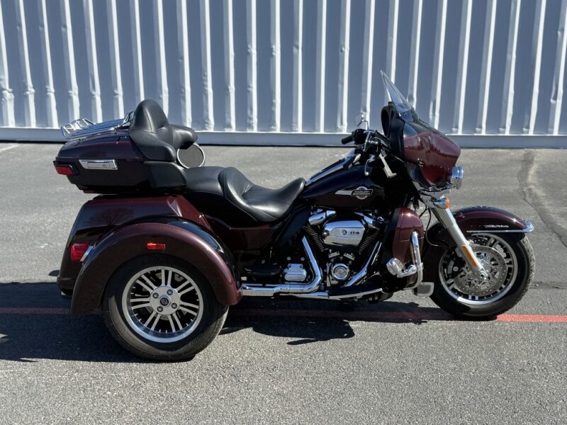 FLHTCUTG 2022 Tri Glide® Ultra