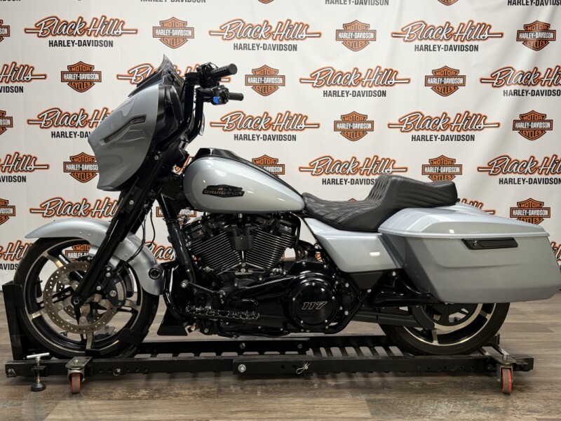 2024 Harley-Davidson® FLHX Street Glide®