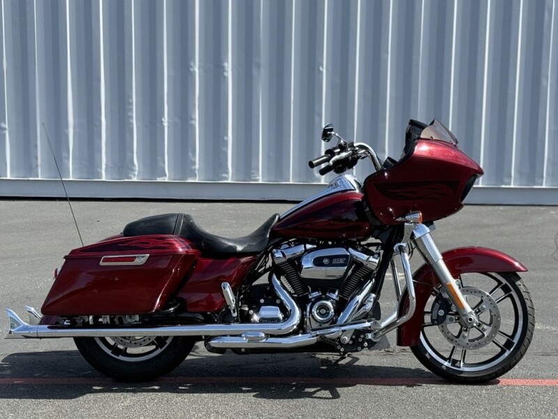 FLTRXS 2017 Road Glide® Special