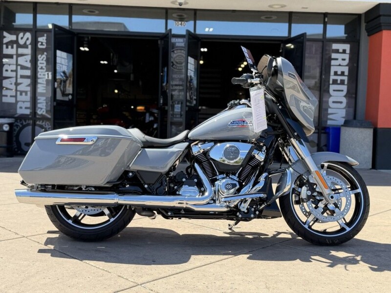 FLHX 2026 Street Glide®