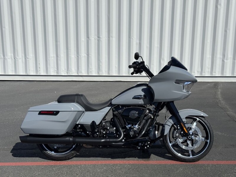 FLTRX 2026 Road Glide®