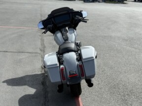 FLHX 2025 Street Glide™ thumb 2