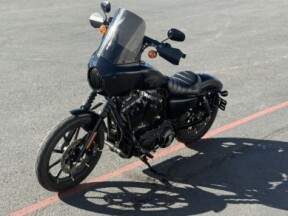 XL 883N 2018 Iron 883™ thumb 1
