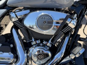 FLHX 2026 Street Glide® thumb 3