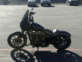 XL 883N 2018 Iron 883™ thumb 0