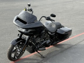 FLTRX 2025 Road Glide™ thumb 1