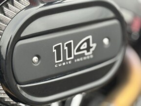 FXFBS 2023 Fat Bob® 114 thumb 1