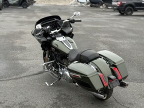 FLTRX 2026 Road Glide® thumb 1