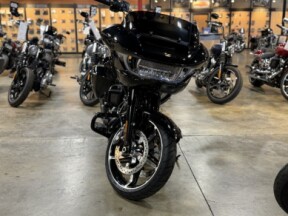 FLTRX 2026 Road Glide® thumb 3