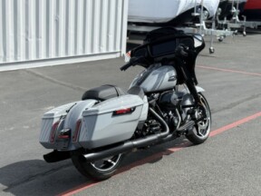 FLHX 2025 Street Glide™ thumb 3