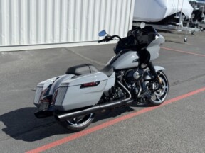 FLTRX 2026 Road Glide® thumb 1