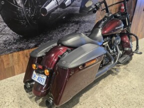 MY19 Harley-Davidson® Road King® Special FLHRXS TWISTED CHERRY thumb 0