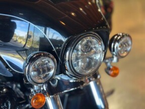 MY14 Harley-Davidson Touring Electra Glide Ultra Classic (FLHTC) thumb 1