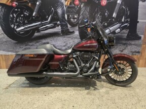 MY19 Harley-Davidson® Road King® Special FLHRXS TWISTED CHERRY thumb 3