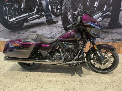 MY25 Harley-Davidson® CVO™ Street Glide™ FLHXSE Poison Berry $62990