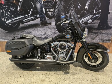 MY25 Harley-Davidson Softail Heritage Classic 117 w/ABS Cruise (FLHC) $36750