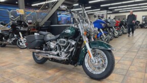 2024 Harley-Davidson® Heritage Classic Alpine Green thumb 3
