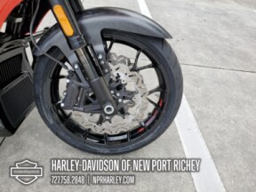 2026 Harley-Davidson® CVO Road Glide ST thumb 2