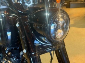 MY23 Harley-Davidson Touring Road King S 114 w/ABS Cruise (FLHRXS) thumb 2