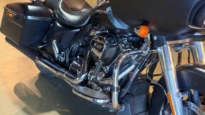 FLTRXS 2017 Road Glide® Special thumb 1