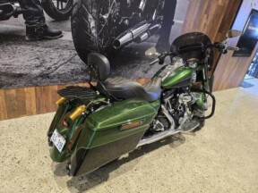 FLHRSE5 2013 CVO™ Road King® thumb 1