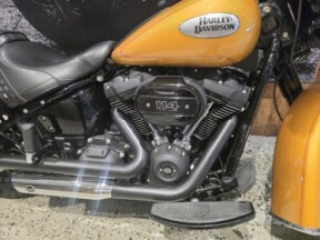 MY23 Harley-Davidson Softail Heritage Classic S 114 w/ABS Cruise (FLHCS) thumb 1