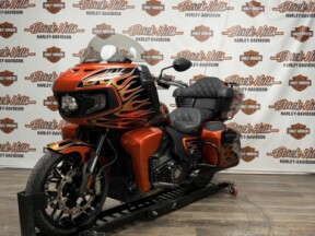 2023 Indian Motorcycle N23LDFRRA4 Pursuit Dark Horse® with Premium Package thumb 2